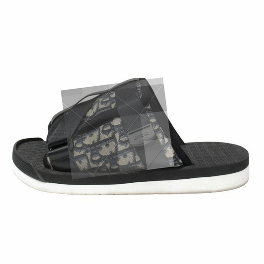 Doir sandals